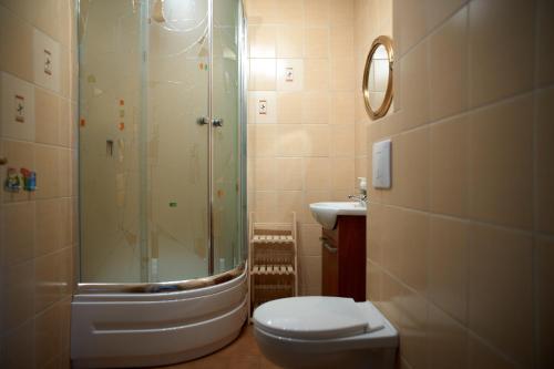 Koupelna v ubytování Leśniczówka Niebrzydowo