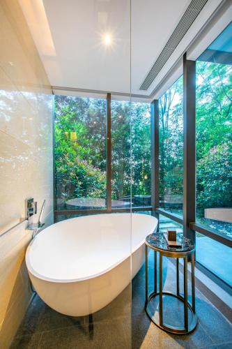 Gambar di galeri bagi Anantara Guiyang Resort di Guiyang