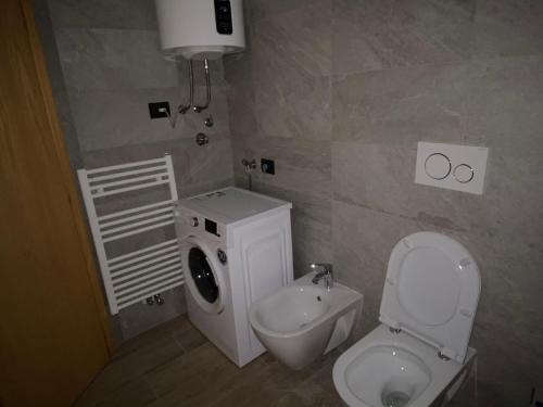 Kupaonica u objektu Casa Doleda