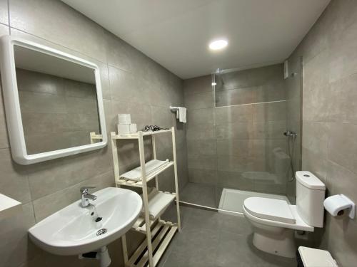 Een badkamer bij LA DORADA