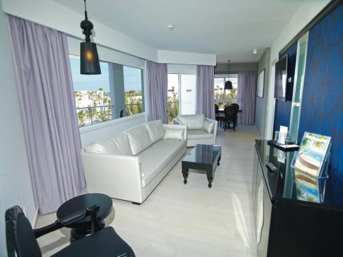 Χώρος καθιστικού στο Hotel Riu Palace Meloneras