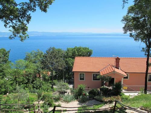 Apartment Marija by Interhome