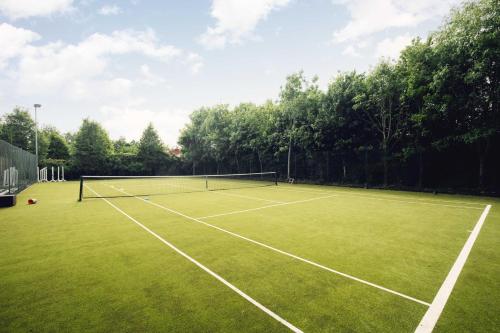 Tenis a/nebo squash v ubytování Castledillon Estate Cottage nebo okolí