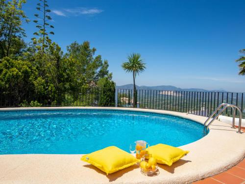 The swimming pool at or close to Villa Villa Hermosa Vista by Interhome