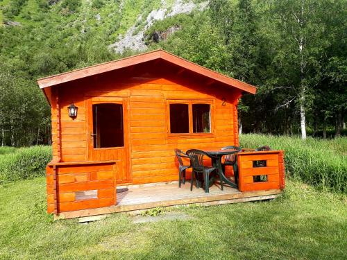 Gallery image of Dalen Gaard camping og hytter in Geiranger