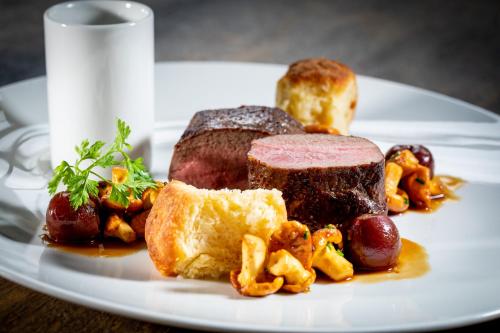 Jídlo v penzionu nebo okolí