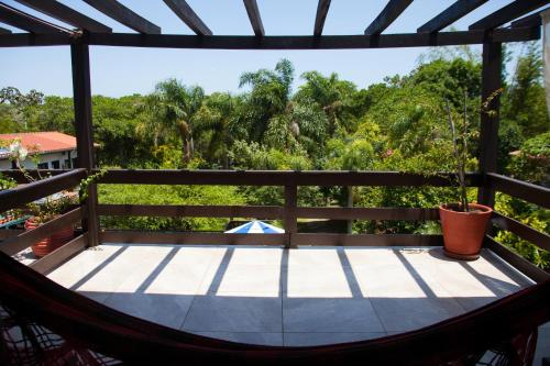 Uma varanda ou terraço em Pousada Porto dos Casais