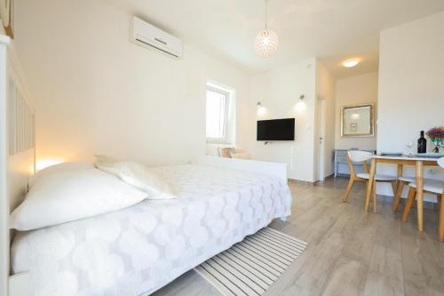 Pavle's Apartment