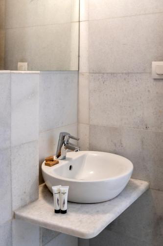 Ένα μπάνιο στο Galinos Hotel for adults only