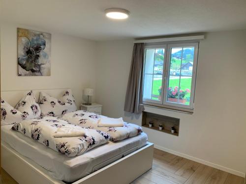 Eiger, Jungfrau, luxury garden apartment photo 2