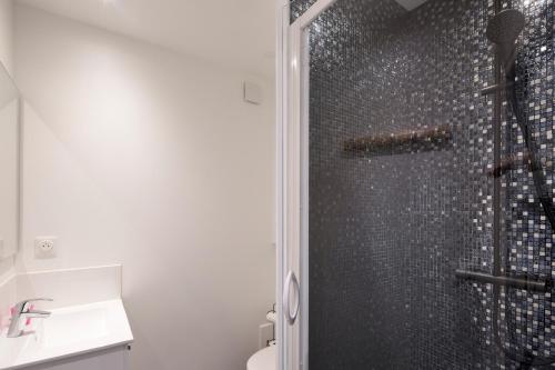 Photo de la galerie de l'établissement Le Brasier - Petit Cocon dans l'Intra Muros, à Saint-Malo