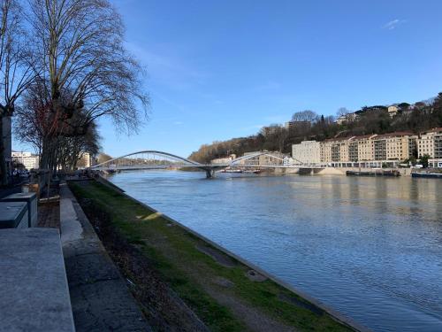HOME SWEET VAISE