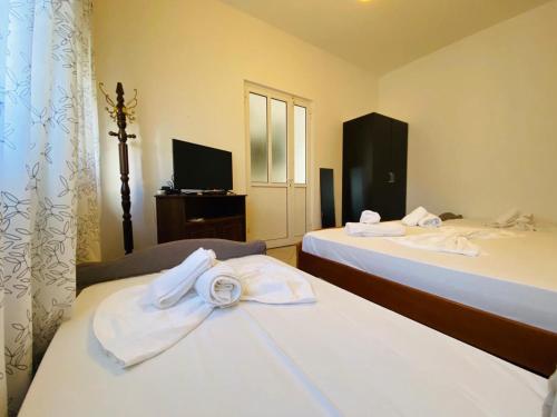 Postel nebo postele na pokoji v ubytování Hercules House