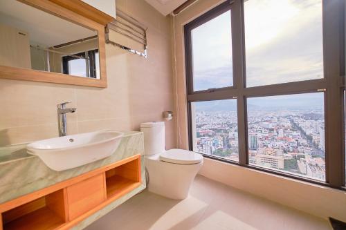 Phòng tắm tại Suite5 Apartments Nha Trang