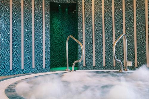 Koupelna v ubytování Westport Plaza Hotel, Spa & Leisure