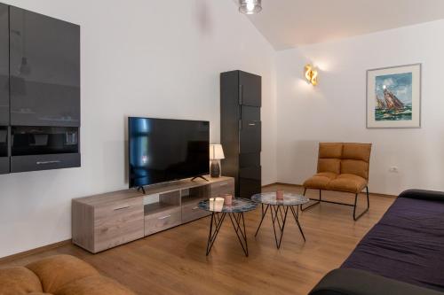 Villa Lia with pool - luxury in Vintijan, near Pula and Medulin