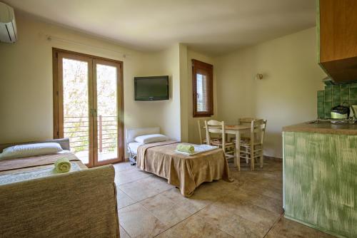 Gallery image of Pargadise Aprtments in Parga