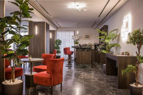 Gallery image of Royalty Hotel Athens in Athens