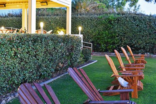Κήπος έξω από το Hotel Tettola