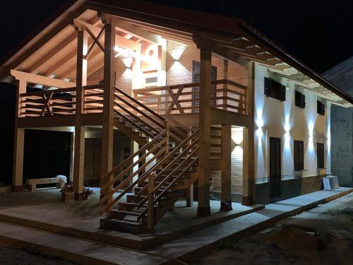 Το κτήριο όπου στεγάζεται  το bed & breakfast