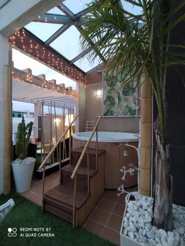 APARTAMENTO CON JACUZZI PRIVADO Y PARKING