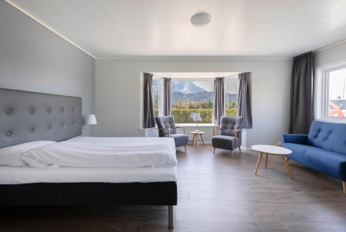 Gallery image of Aursnes Hotell in Sykkylven