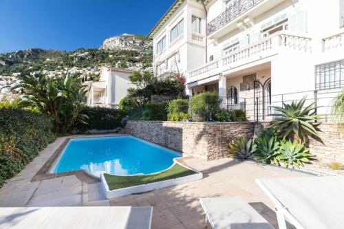 Imagen de la galería de Villa Rocky - Luxury 3BR Apt in Liberty Villa.Pool,Garden,WiFi, en Roquebrune-Cap-Martin