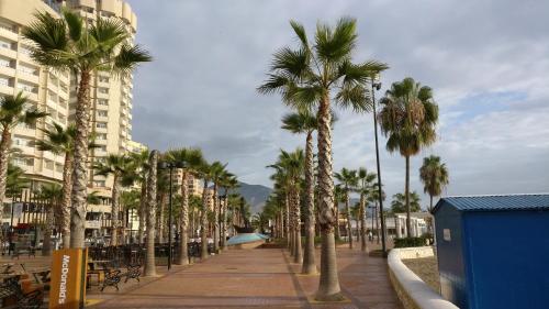 2 BEDROOM 2 BATHROOM APARTMENT in the heart of Fuengirola with big terrace and free parking space close to beach