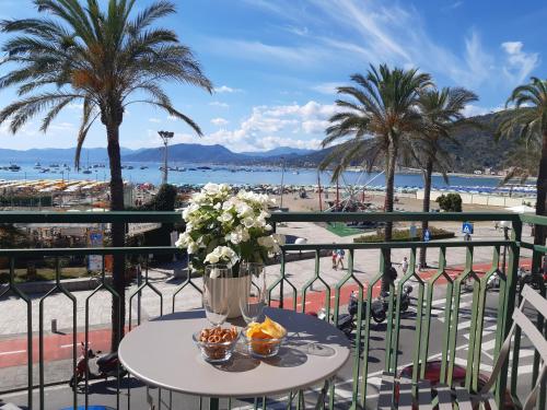 House La Baia delle Favole by Holiday World, Sestri Levante – Updated 2022  Prices