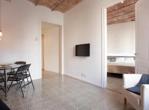 Napoles · Modernist flat close to Sagrada Familia