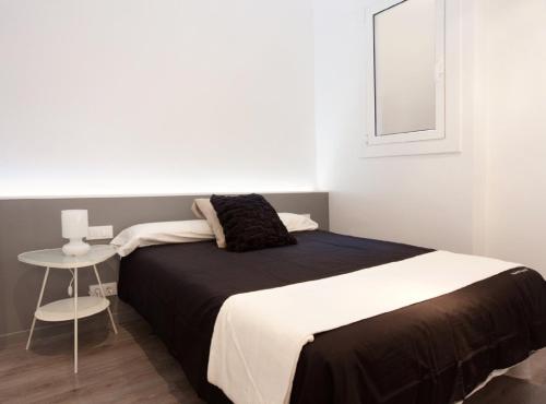 Napoles · Modernist flat close to Sagrada Familia