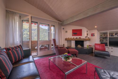 Ein Sitzbereich in der Unterkunft Chalet Primula Penthouse