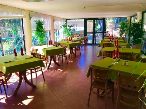 Restaurace v ubytování VTF Clairefont