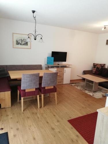 Μια τηλεόραση ή/και κέντρο ψυχαγωγίας στο s`Haus am Inn