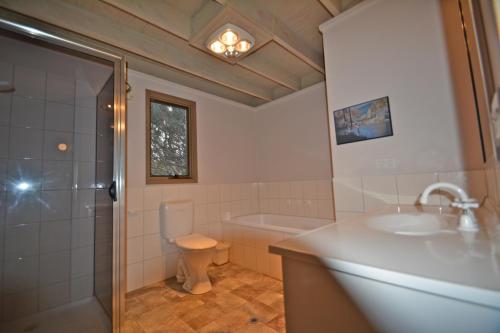 Un baño de Tyee