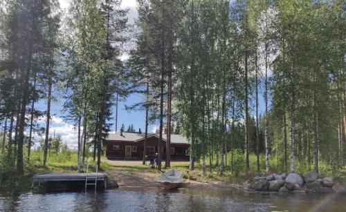Foto da galeria de Lomavouti Cottages em Savonranta