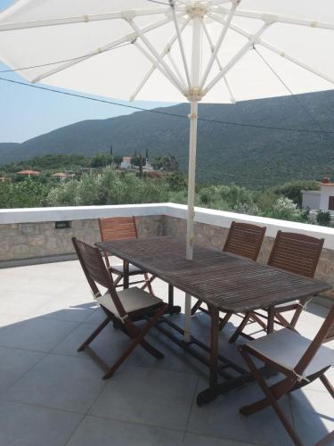 Nespecifikovaný výhled na hory nebo výhled na hory při pohledu z apartmánu