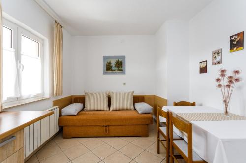 Lovely Sea View House in Malinska Island Krk