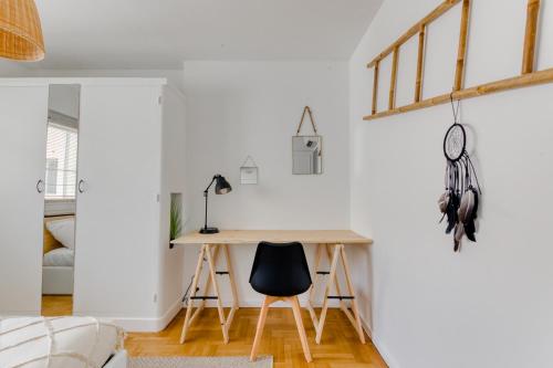 4P Modern & Secured Parking – Photos 5