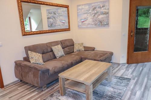 Un lugar para sentarse en Ferienwohnung Bad Bertrich
