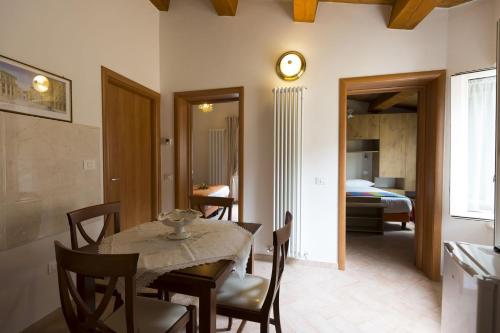 Bed & Breakfast Porta Santa Lucia (Italia Urbino) - Booking.com