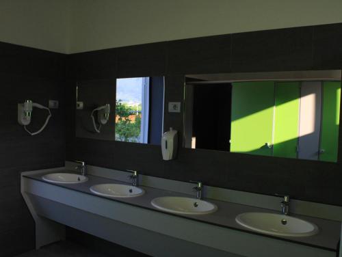 TV a/nebo společenská místnost v ubytování Agritur Arcosole B&B Camping