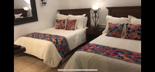 Del Centro Hotel Bernal – Photos 3