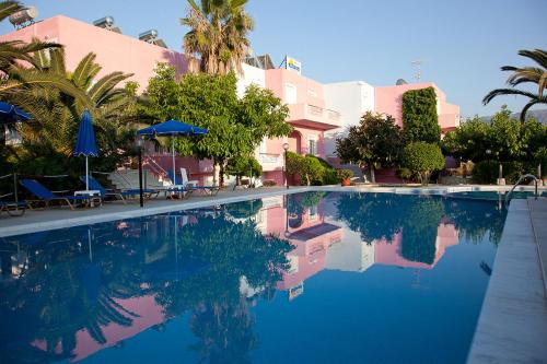 Bazén v ubytování Anatoli Beach Hotel nebo v jeho okolí
