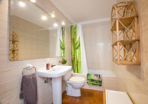 Apartamento Sol de Denia, dúplex con piscina y terraza cerca de la playa de la Marineta Casiana by Family Homes Rentals