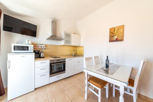 Apartments Kristian – Photos 5