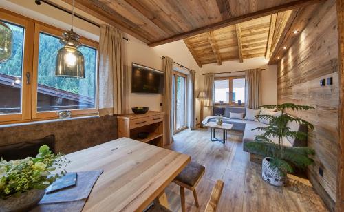 Chalet Dirndl und Buam