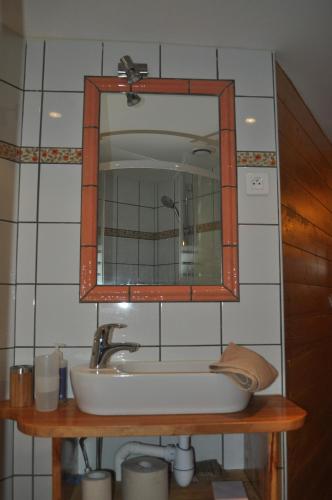 Gallery image of Eco Gite La Grange in Fos