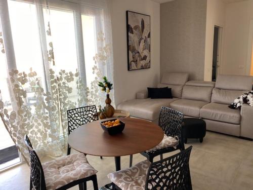 Χώρος καθιστικού στο Luxury Home I LENTISCHI