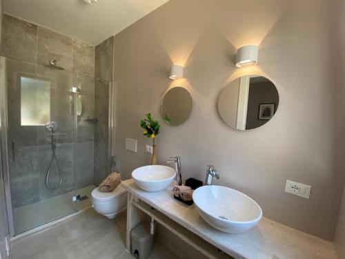 Ένα μπάνιο στο Luxury Home I LENTISCHI